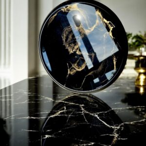 Elegancka Złota Taca z Żywicą Epoksydową w Kolorze Czarnym ze Złotym Wzorem - 30 cm