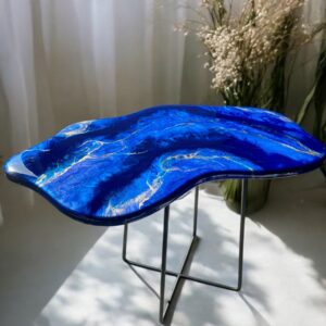 Stolik Kawowy z Żywicy Epoksydowej - Elegancja w Głębokim Granacie z Złotem