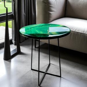 Okrągły stolik kawowy 50 cm z żywicą – butelkowa zieleń i złoto | Czarny stelaż | Nowoczesny design